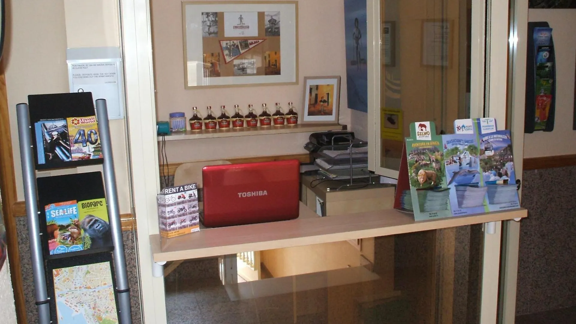 Apartamentos El Cenachero Màlaga